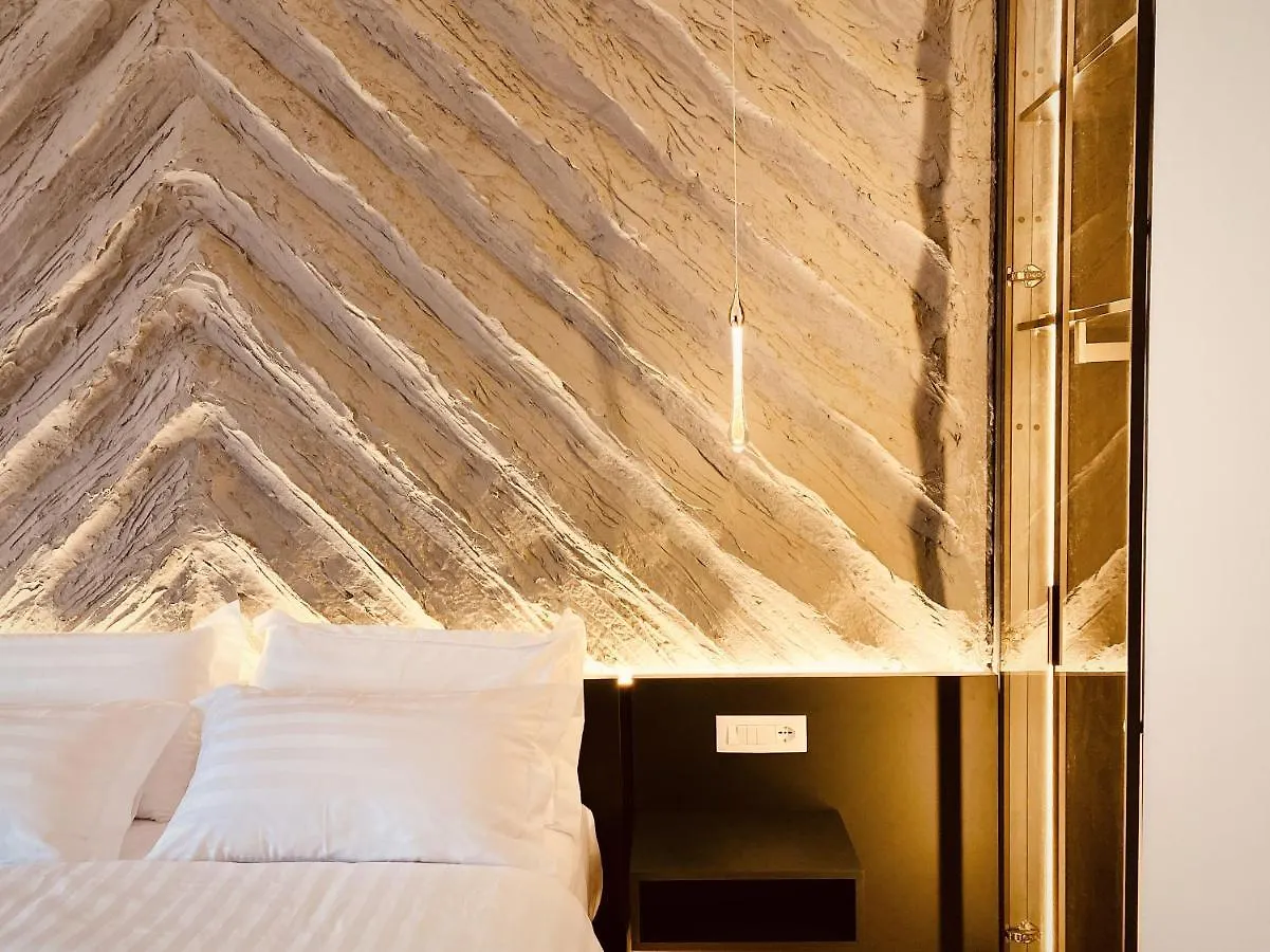 Tirana Central Rooms