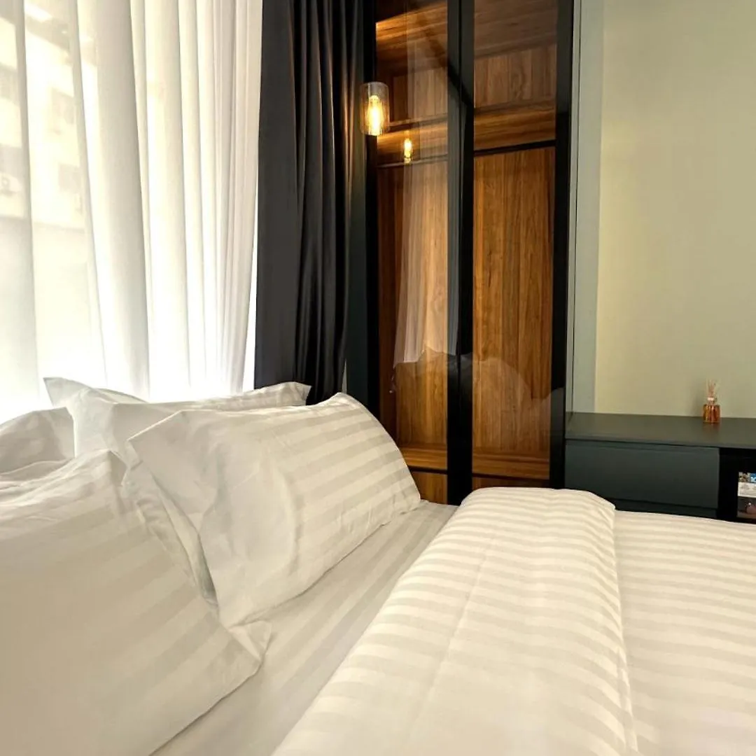 Tirana Central Rooms