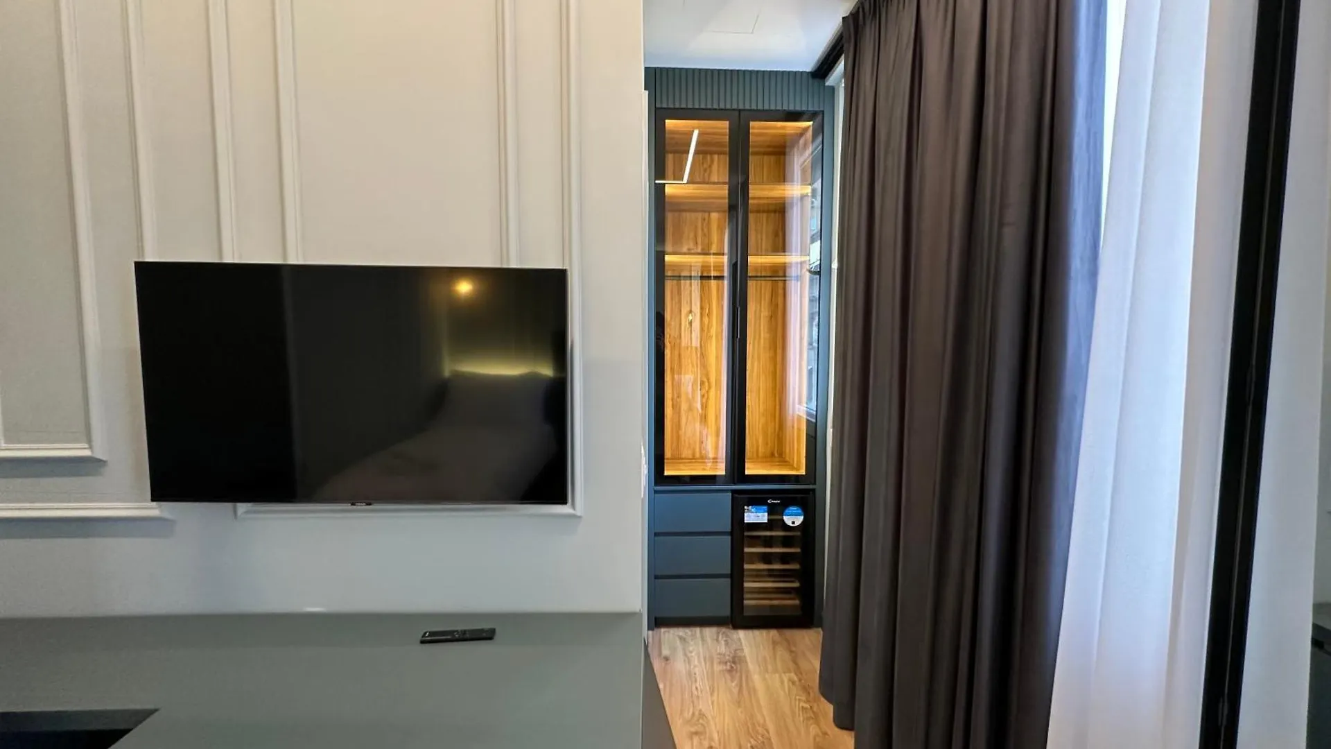 Tirana Central Rooms Guest house
